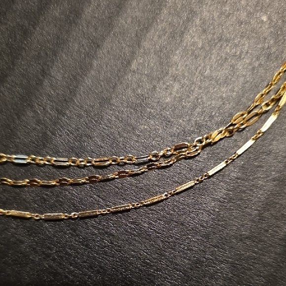 Pura Vida Gold Chain Necklace - Picture 2 of 3